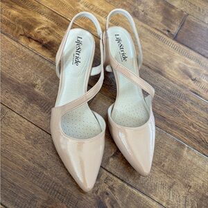 Life Stride Women's Nude Slingback Heels sz 8m